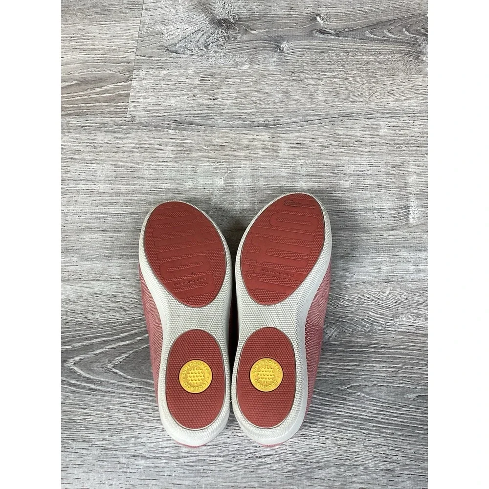 Fitflop superskate Pink Salmon lizard slip on sneakers Womens size 8.5 Shoes
